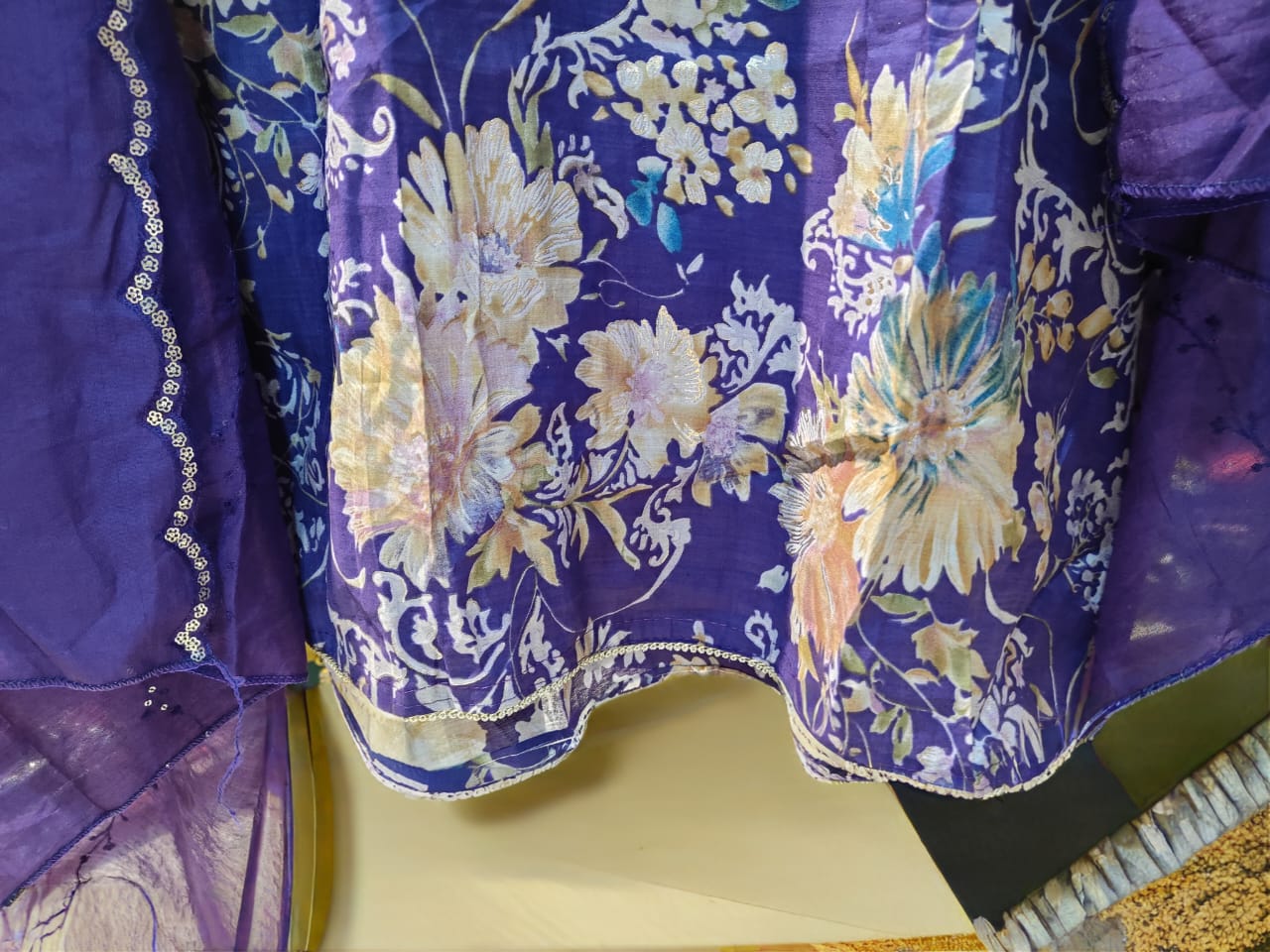 3-PIECE UNSTITCHED MODAL SILK SUIT WITH FLORAL PRINT