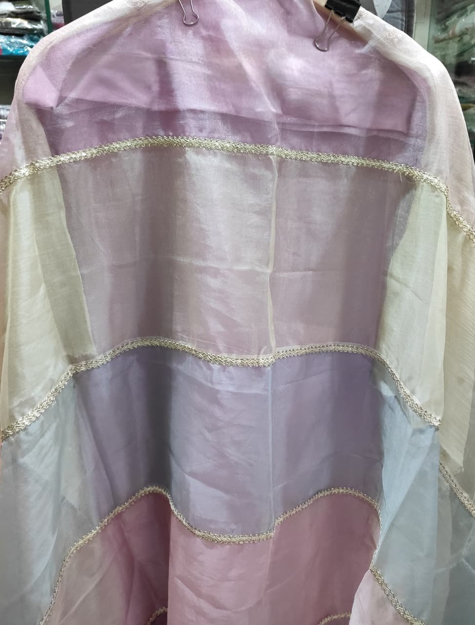 UNSTITCHED 3-PIECE CRUSHED TISSUE SILK SUIT