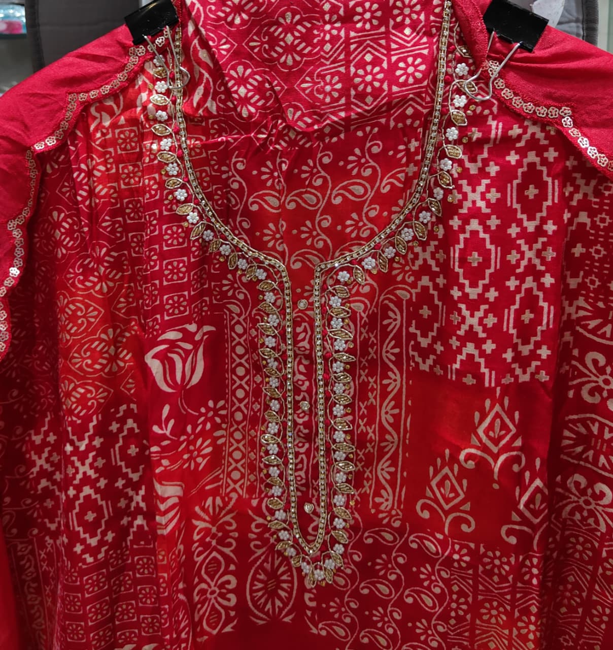 UNSTITCHED 3-PIECE BOUTIQUE PRINT SUIT MODAL SILK