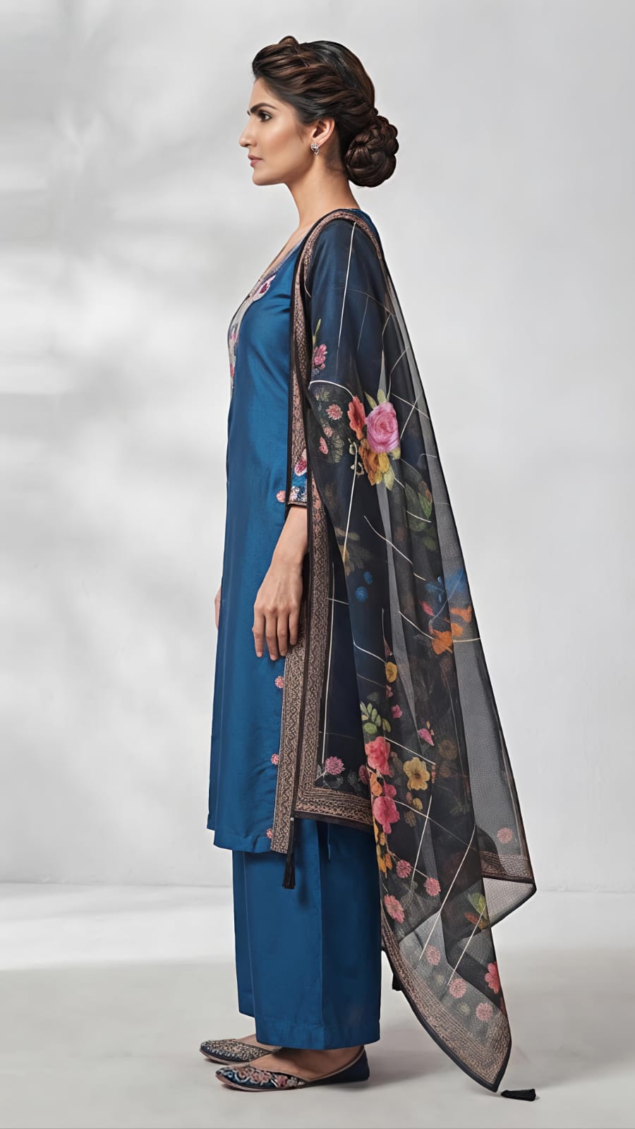 Beats Grace Navy Blue Designer Suit Set